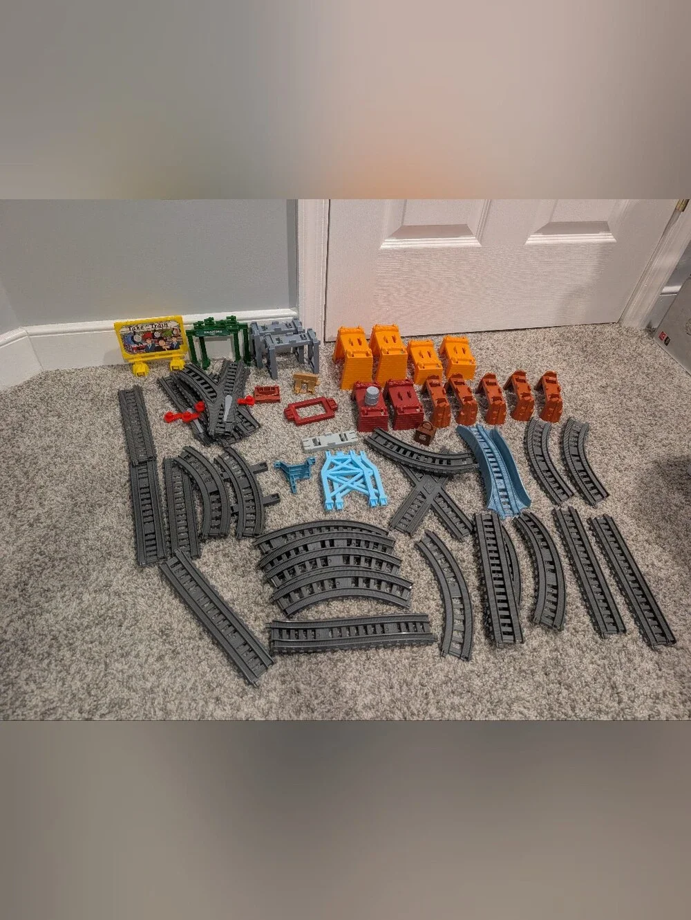 Thomas & Friends Trackmaster MIXED LOT of Train Tracks and Accessories